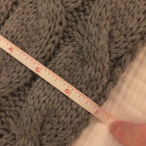 C.C Exclusives - Super Chic Gray Scarf Wrap - Picture 8 of 8